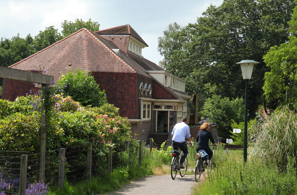 Schip van Blauw Wageningen 2