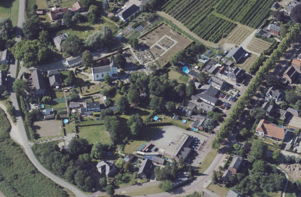 Elden uitsluitend verspreiden met instemming van de rechthebbende Cyclomedia Technology B V