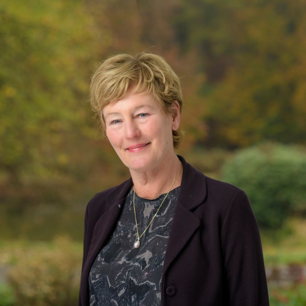 RENEE 2